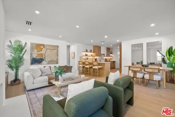 Venice, CA 90291,1027 Pleasantview AVE