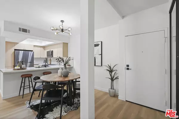 Playa Del Rey, CA 90293,8675 Falmouth AVE #321