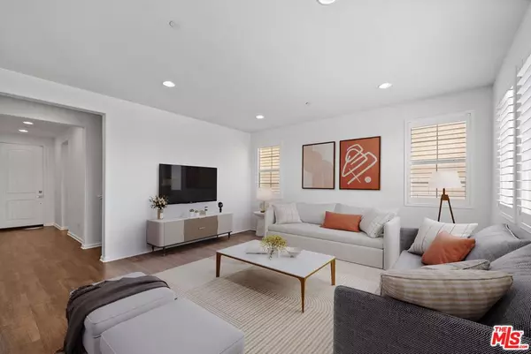 Santa Clarita, CA 91350,20650 Huntley WAY