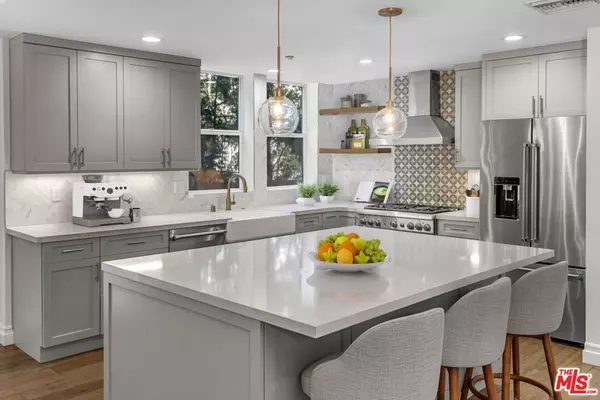 West Hollywood, CA 90046,1248 N Laurel AVE #103