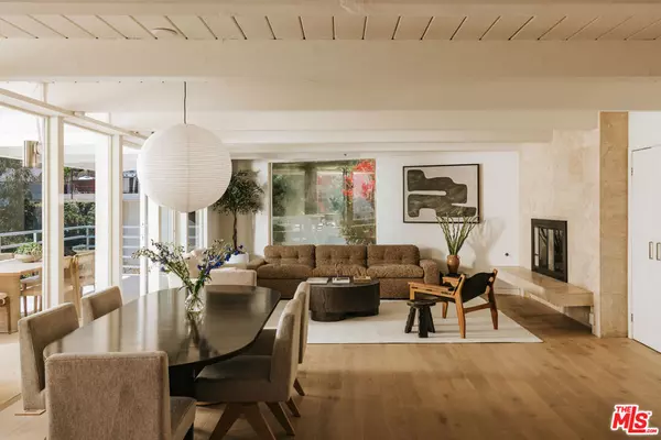 8448 Franklin AVE, Los Angeles, CA 90069