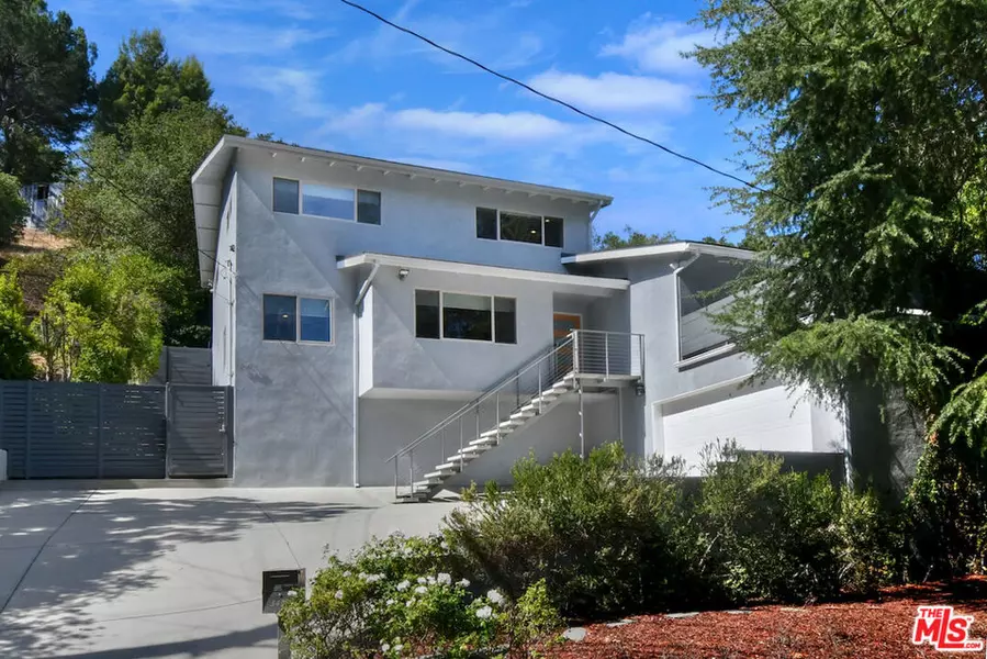 3471 Woodcliff RD, Sherman Oaks, CA 91403