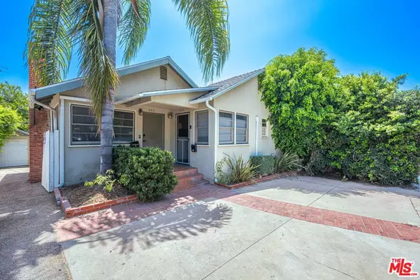 946 Hilldale AVE, West Hollywood, CA 90069