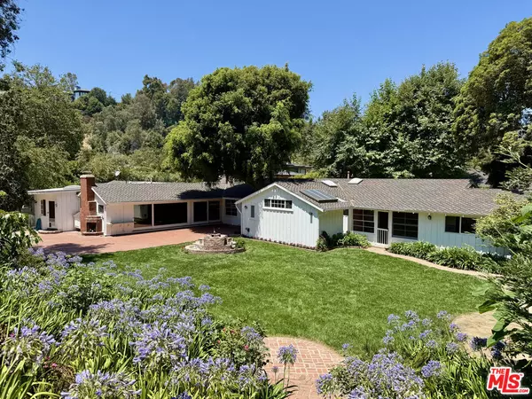 1754 Mandeville Canyon RD, Los Angeles, CA 90049