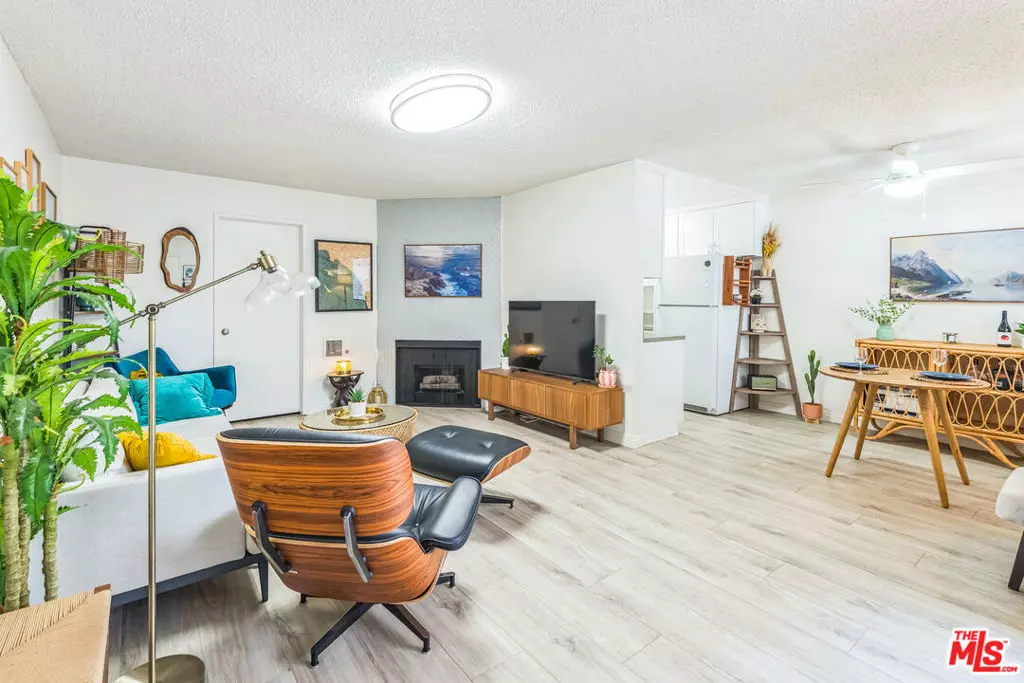 Los Angeles, CA 90034,3756 Bagley AVE #102