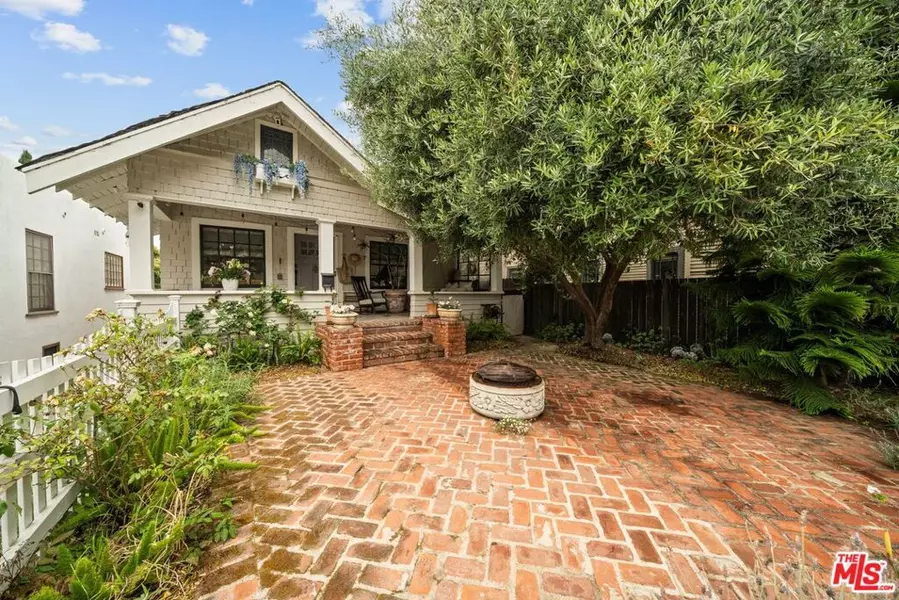 2116 3rd ST, Santa Monica, CA 90405