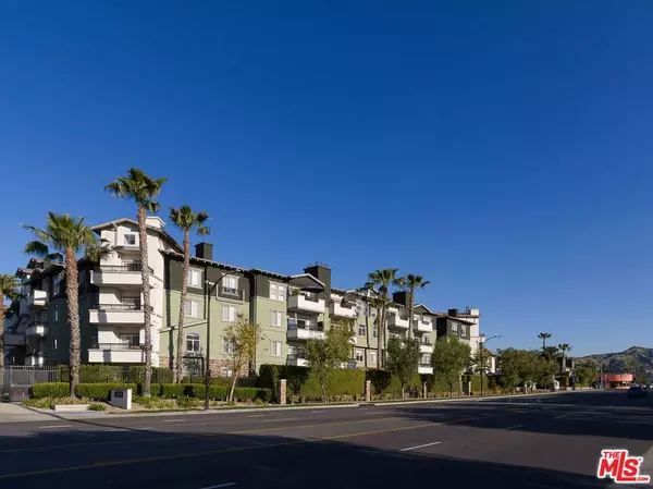 1901 N Buena Vista ST #01-218, Burbank, CA 91504