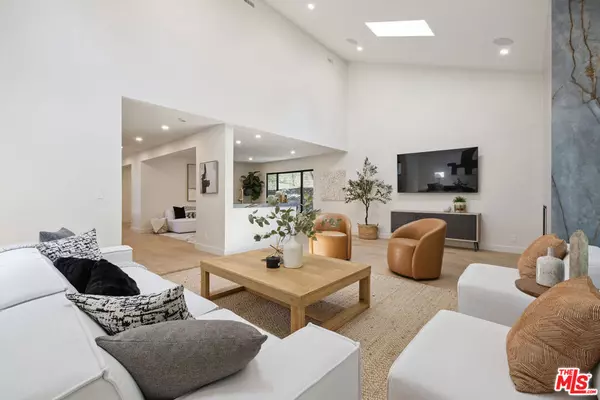 Calabasas, CA 91302,4360 Park Alisal