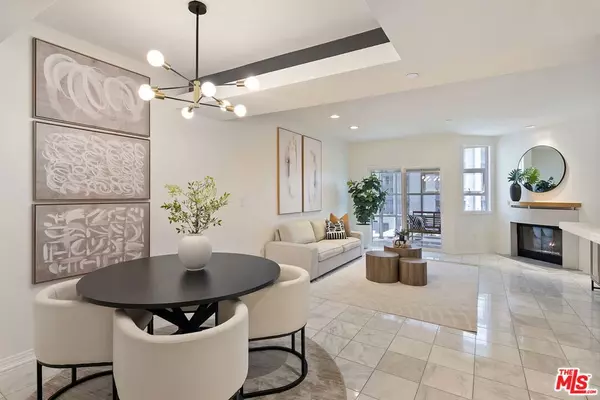 171 N Church LN #619, Los Angeles, CA 90049