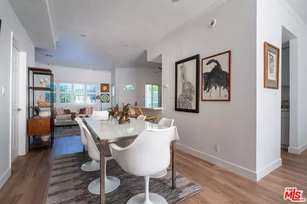 Los Angeles, CA 90027,4437 Avocado ST #101