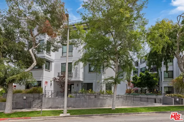 Los Angeles, CA 90035,5955 Saturn ST #104