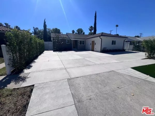 North Hollywood, CA 91605,7669 Beeman AVE