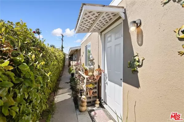 Winnetka, CA 91306,6761 Lurline AVE