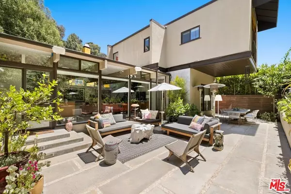 2509 Greenvalley RD, Los Angeles, CA 90046