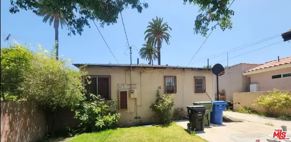 Los Angeles, CA 90016,2715 Clyde AVE
