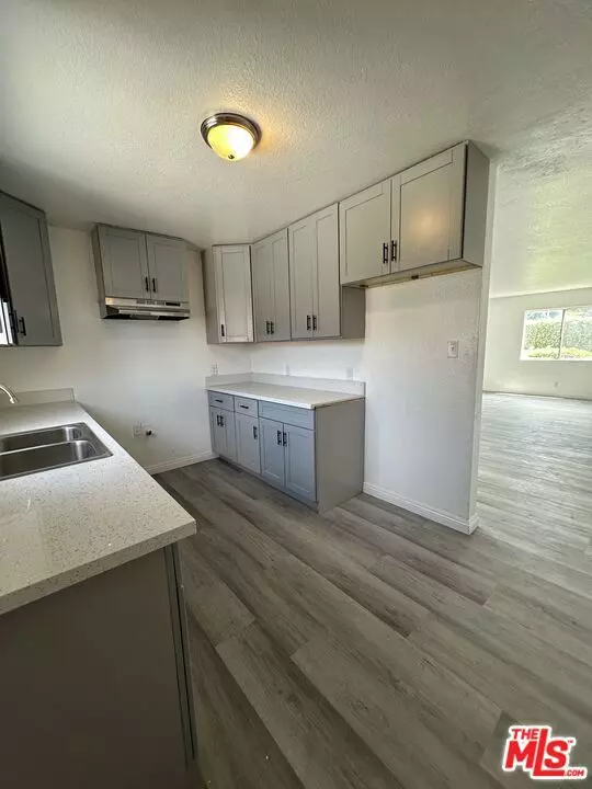 Los Angeles, CA 90047,1503 W 85th ST
