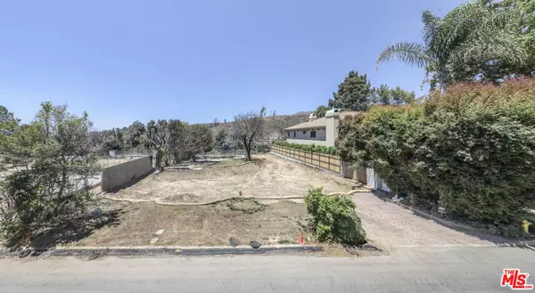 Pacific Palisades, CA 90272,13735 Romany DR