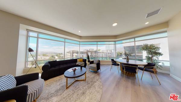 Glendale, CA 91203,520 N Central AVE #1-801