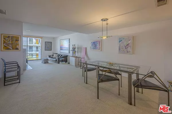 Santa Monica, CA 90405,2960 Neilson WAY #404