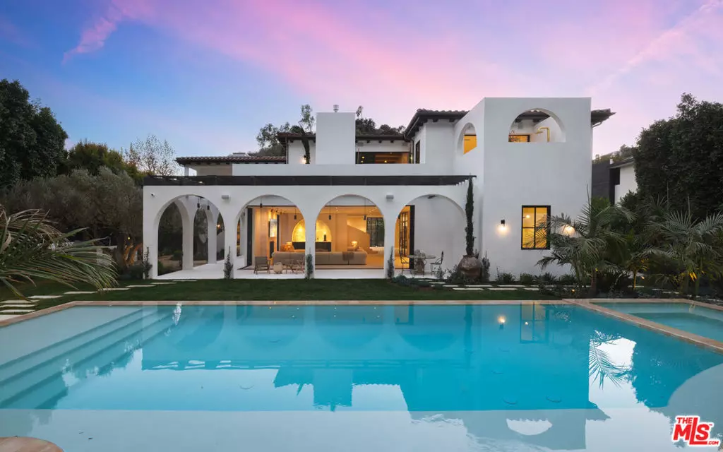 Los Angeles, CA 90077,966 Stone Canyon RD