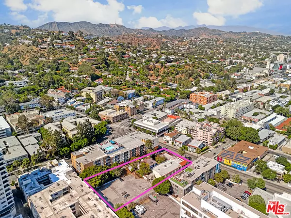 Los Angeles, CA 90046,1741 N La Brea AVE
