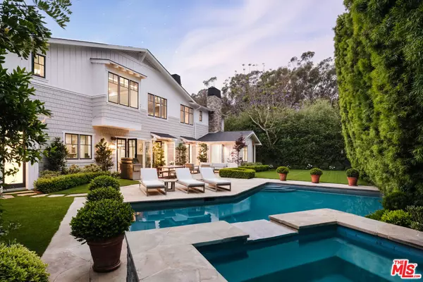 800 Greentree RD, Pacific Palisades, CA 90272
