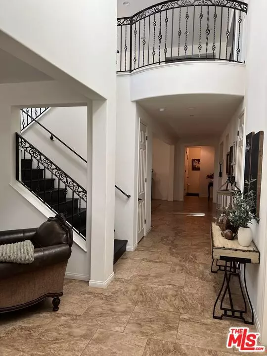Santa Clarita, CA 91350,22379 Driftwood CT