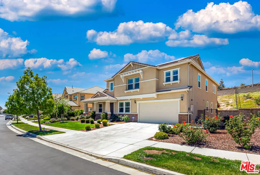 Santa Clarita, CA 91350,22379 Driftwood CT