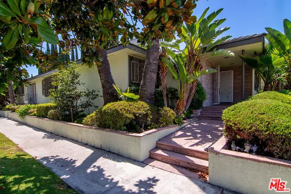 Los Angeles, CA 90036,180 N Highland AVE