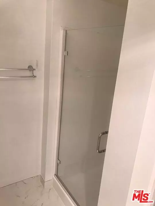 Los Angeles, CA 90024,1607 N GLENDON AVE #9