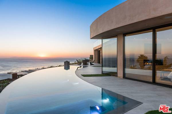 Laguna Beach, CA 92651,1218 Coronado DR
