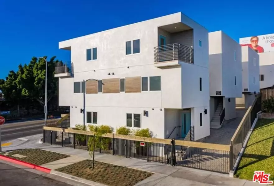 4937 W 20th ST, Los Angeles, CA 90016