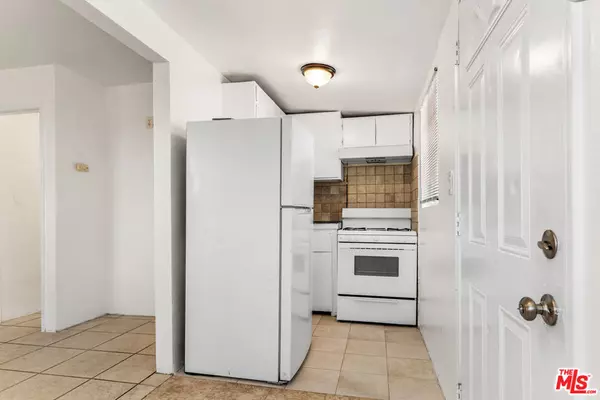 Desert Hot Springs, CA 92240,66087 Desert View AVE #B