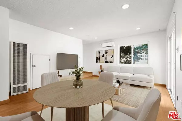 Los Angeles, CA 90012,648 N Grand AVE