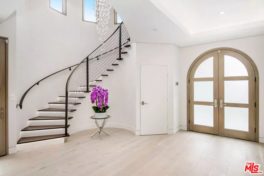 245 S La Peer DR, Beverly Hills, CA 90211