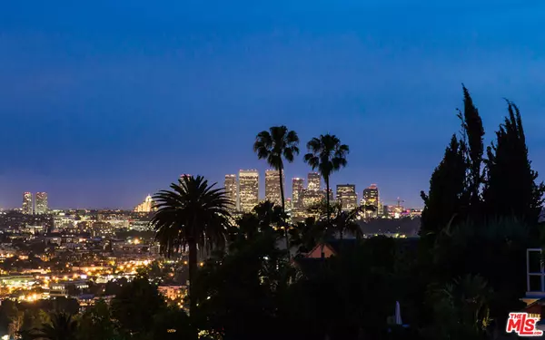 Los Angeles, CA 90069,1352 Miller DR