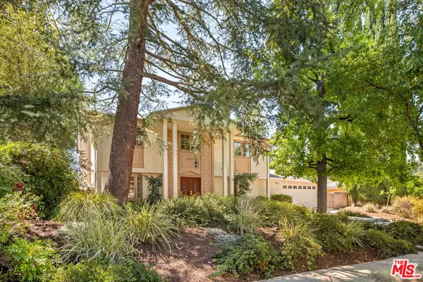 Woodland Hills, CA 91367,5433 Rozie AVE