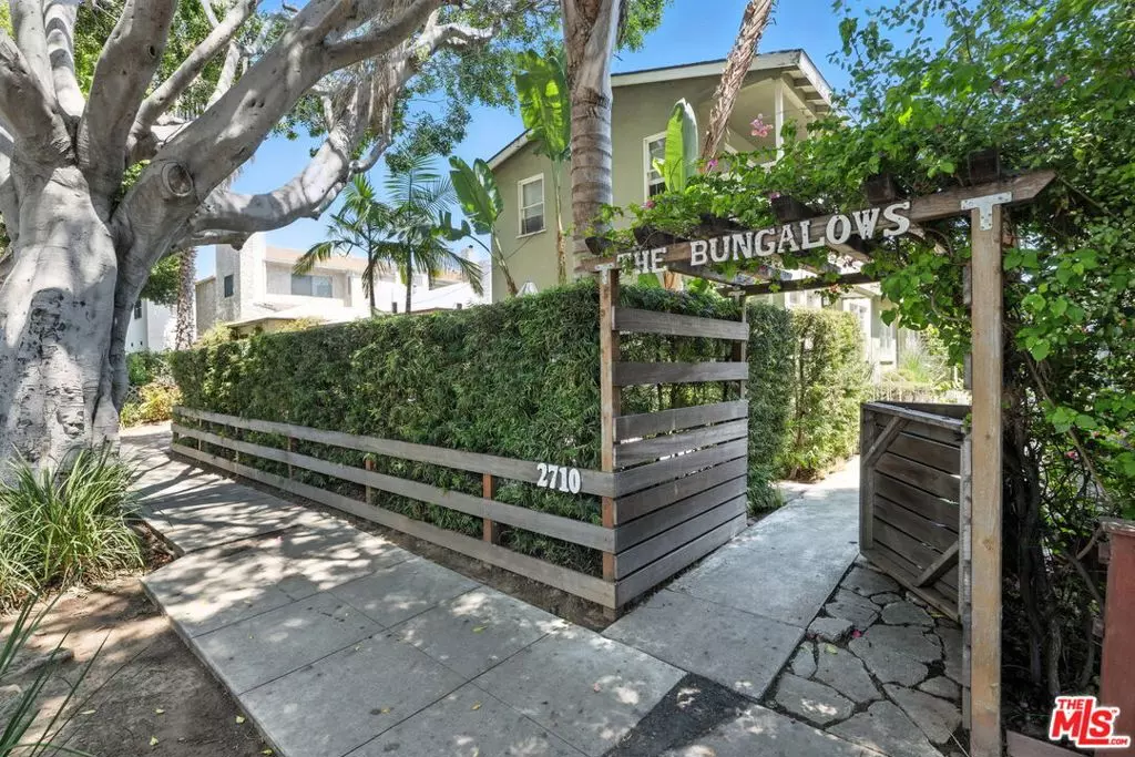 Santa Monica, CA 90404,2710 Arizona AVE #D