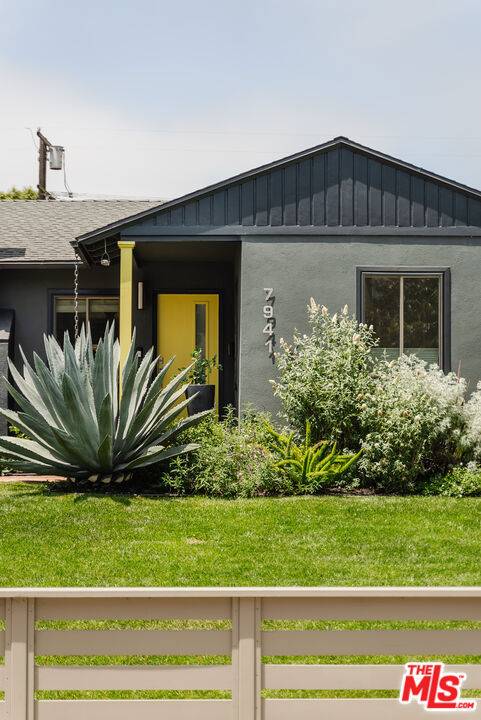Los Angeles, CA 90045,7941 Agnew AVE