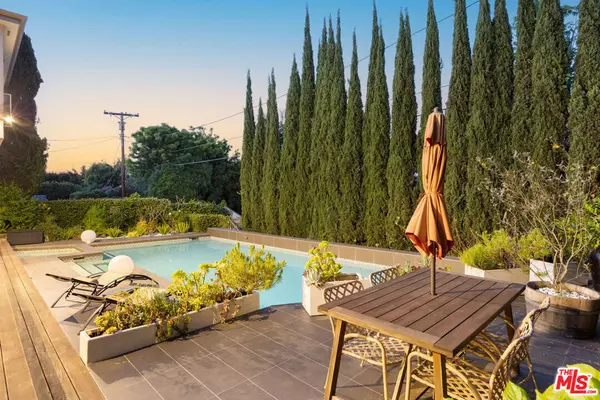 1256 Beverly Green DR, Beverly Hills, CA 90212