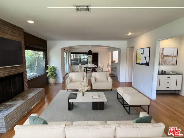 Valley Village, CA 91601,5029 Westpark Dr DR