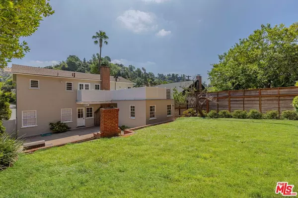 Los Angeles, CA 90068,2547 Canyon DR