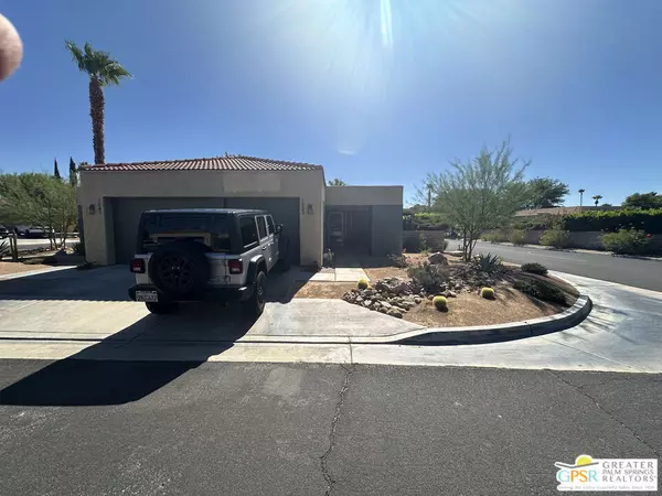 Palm Springs, CA 92262,1533 Sunflower CT