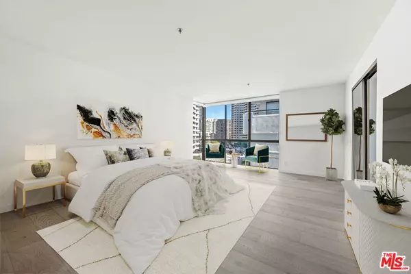 Los Angeles, CA 90024,10660 WILSHIRE #606
