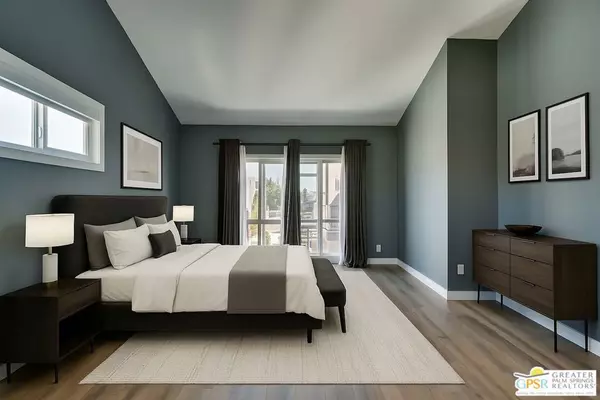 Los Angeles, CA 90038,6525 La Mirada AVE #114