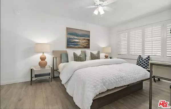 Long Beach, CA 90802,28 5th PL