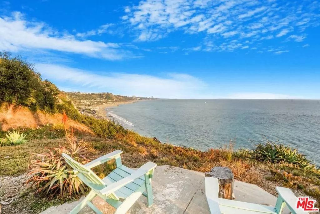 Pacific Palisades, CA 90272,17350 W Sunset BLVD #PH2