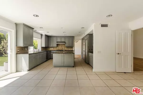 Pacific Palisades, CA 90272,17273 Avenida De La Herradura