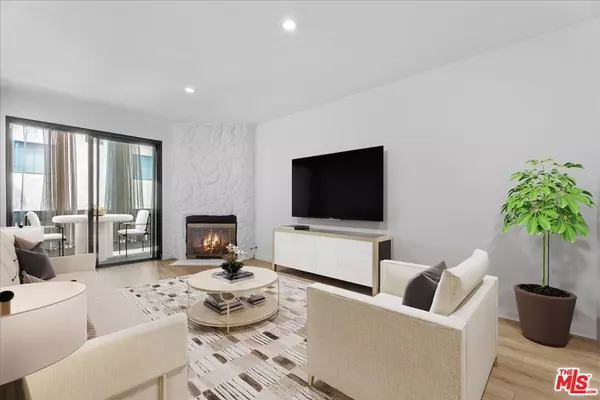 Playa Del Rey, CA 90293,8162 Manitoba ST #209