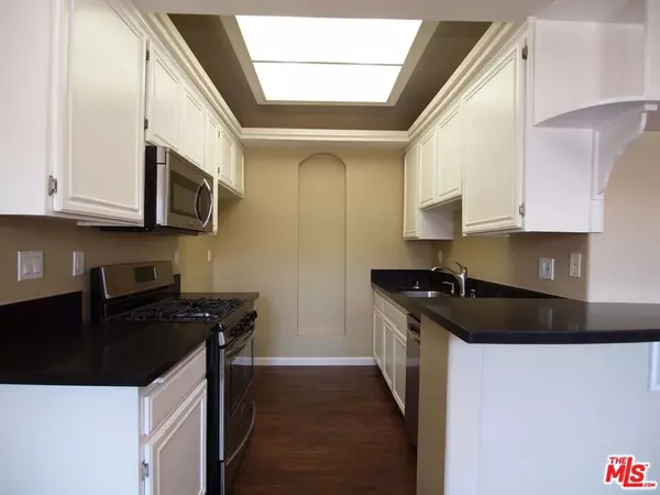 Sherman Oaks, CA 91423,14061 MILBANK ST #3